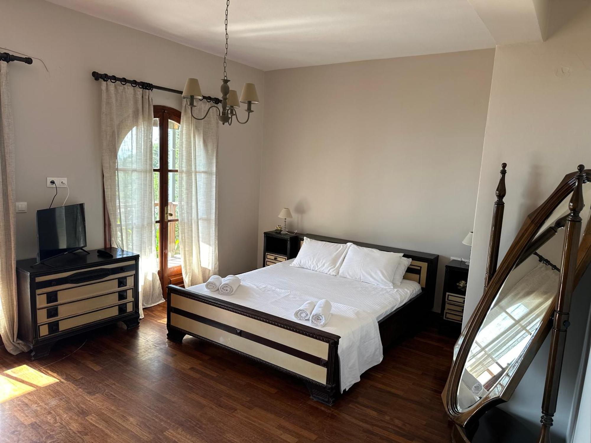 Seven Keys House * Achilleion